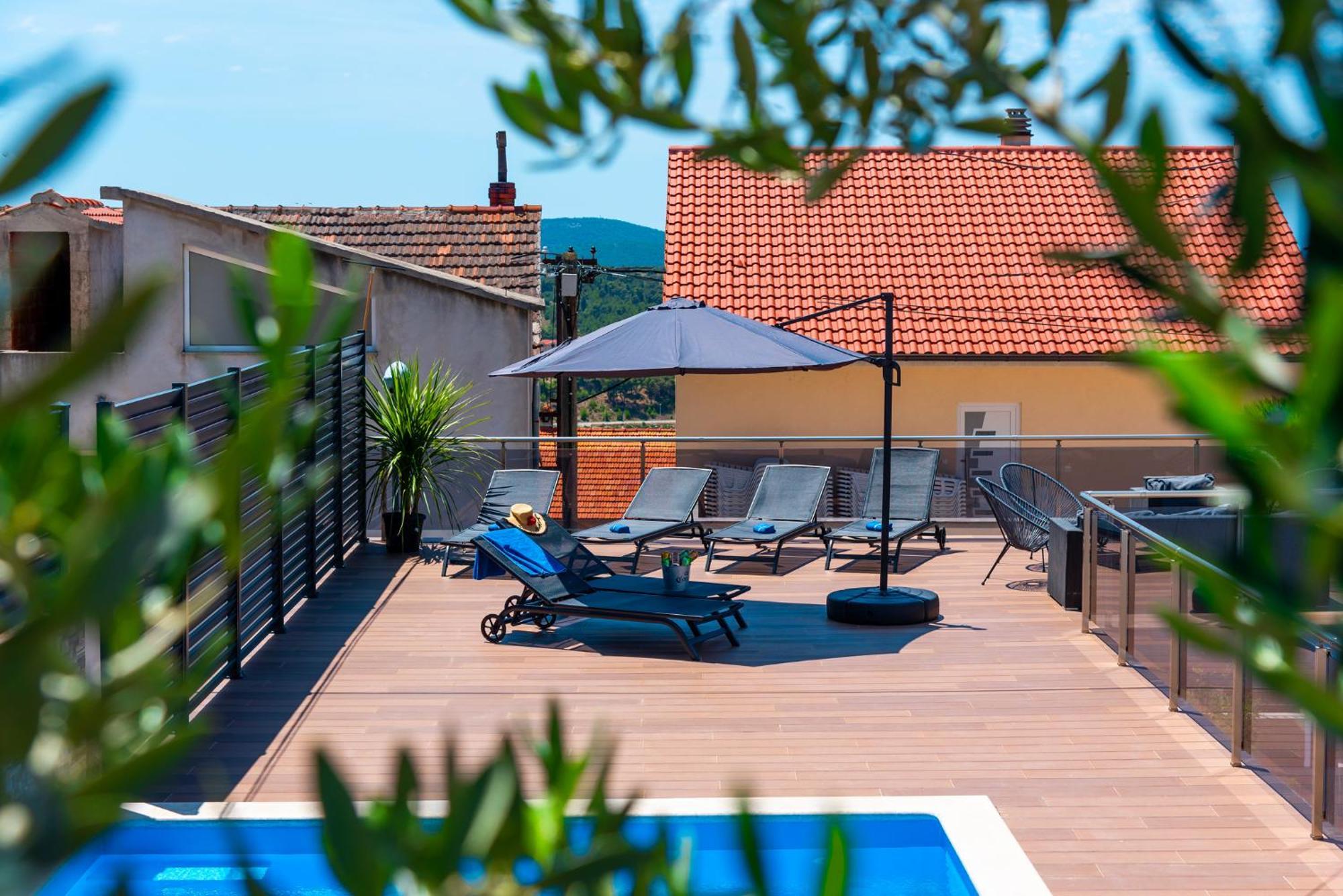 Pool Me Up! Apartment Šibenik Exterior foto